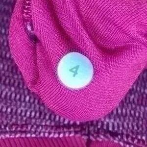 Lululemon‎ Mini Check Bordeaux Berry Runderful 1/2 Zip Long Sleeve Reflective 4